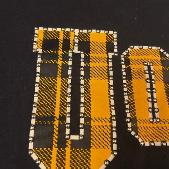 PINK Michigan U of M Long Sleeve Beaded Pattern Shirt Size Medium - Picture 4 of 7